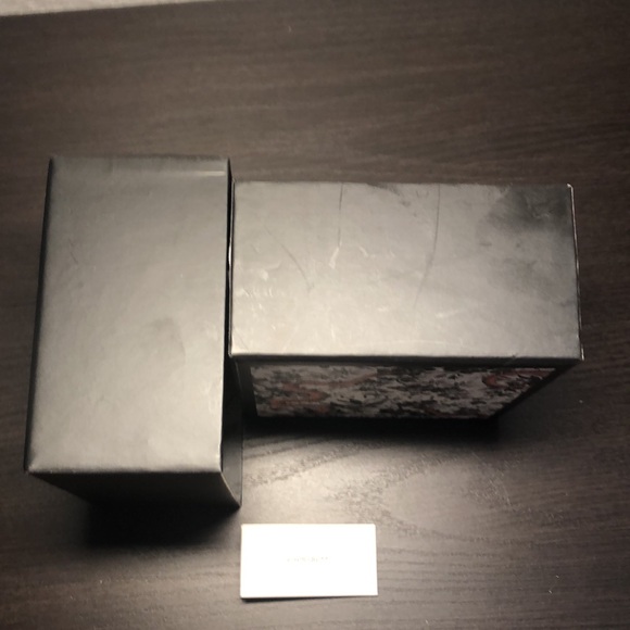 Empty Gucci jewelry box and mini booklet - Picture 4 of 7